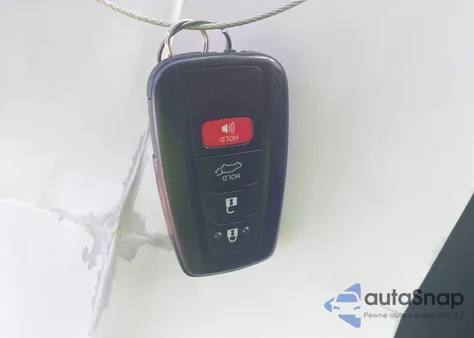 2022 Toyota Rav4 Xle Premium from USA, damaged, VIN 2T3C1RFV0NW210120